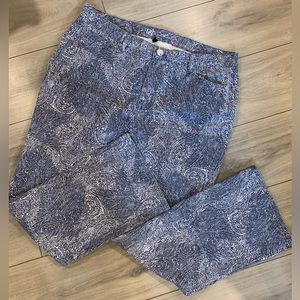Blue Paisley Women’s Jeans - Stylish Printed Denim